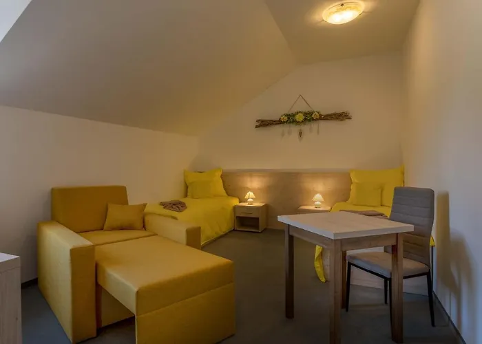 Hotel U Nadrazi *