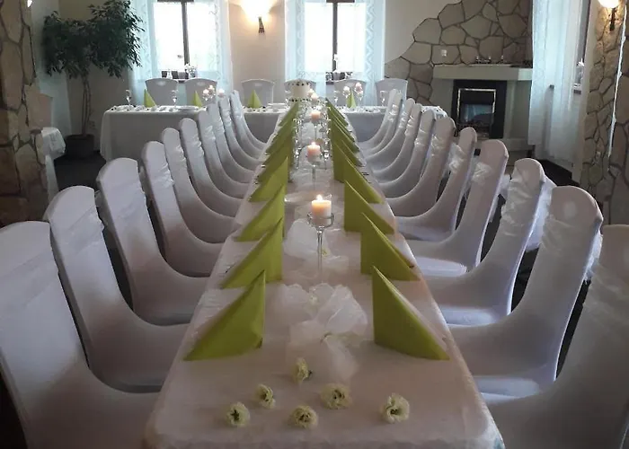 U Nadrazi Hotel